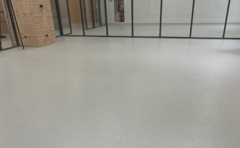 塑胶地板清洗打蜡全流程指南